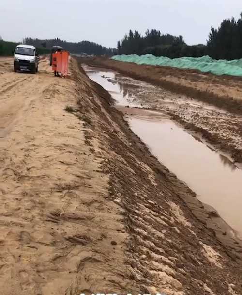 天津大港区河道降水